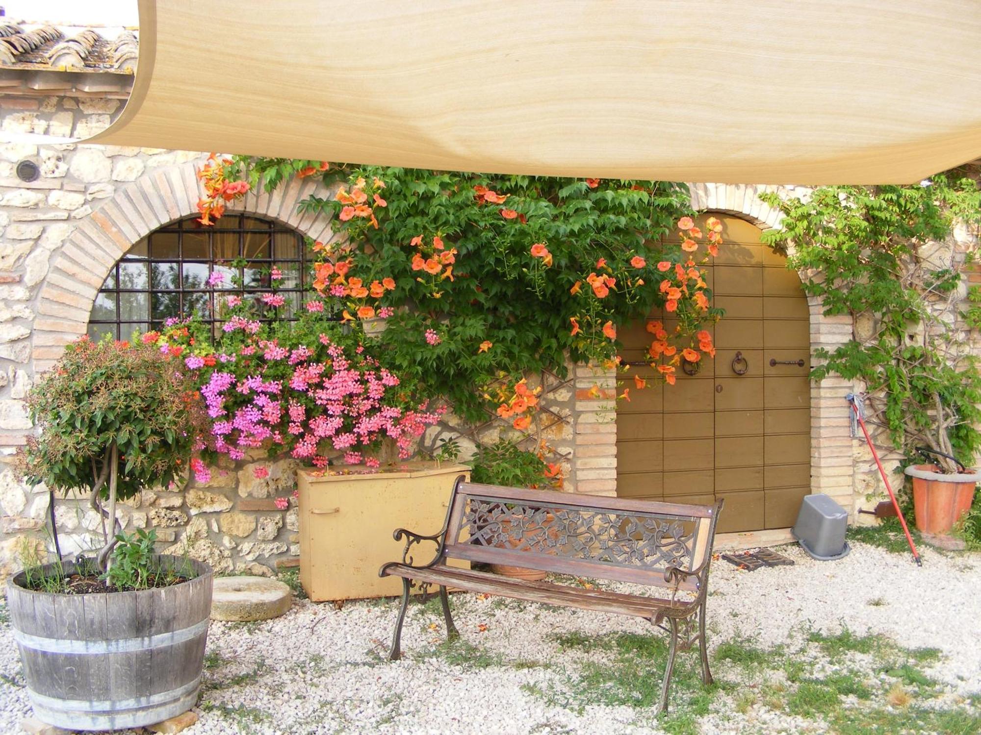 Agriturismo Podere Dell' Olmo Amelia Exterior foto