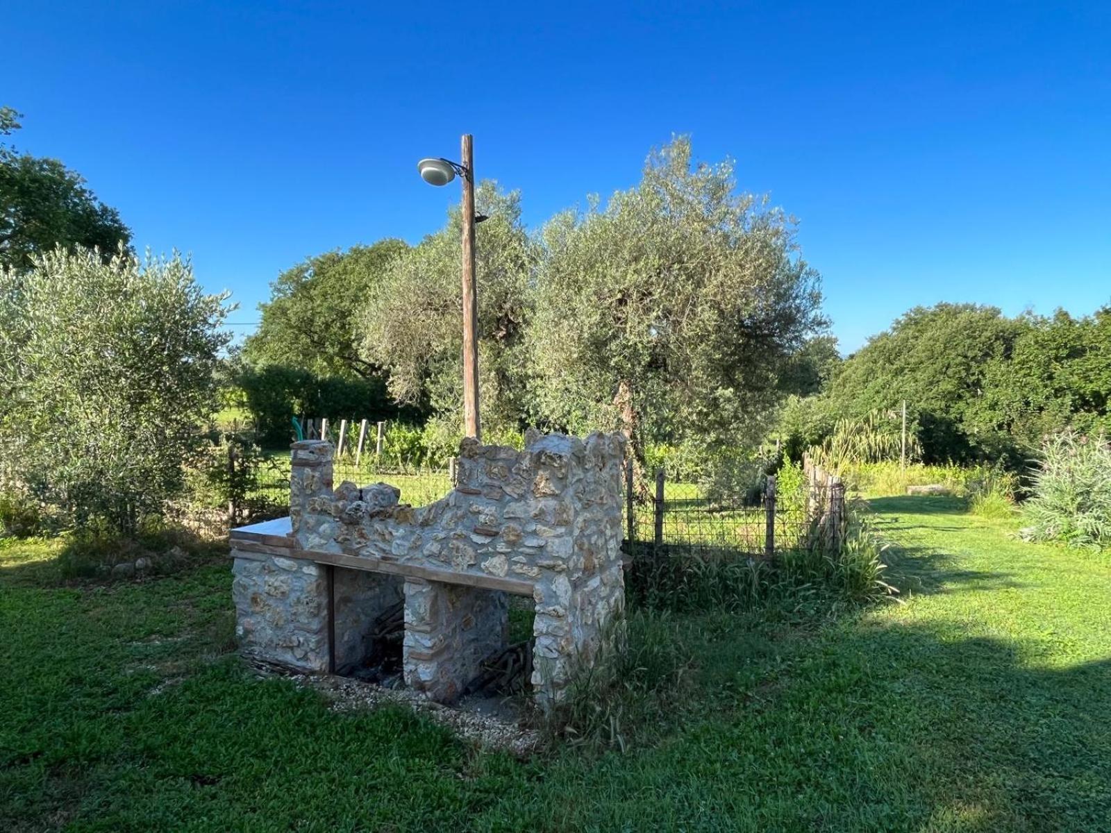 Agriturismo Podere Dell' Olmo Amelia Exterior foto
