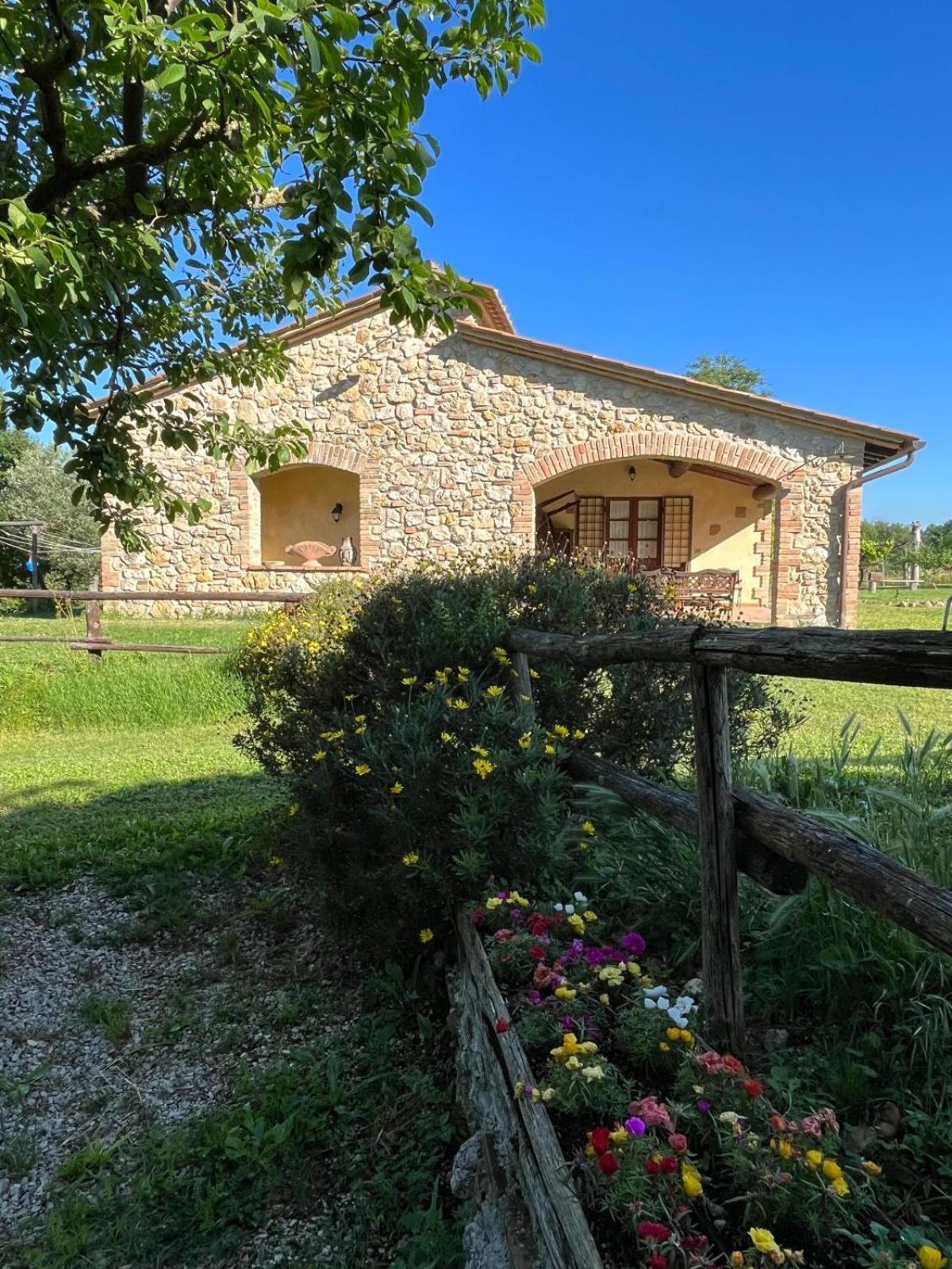 Agriturismo Podere Dell' Olmo Amelia Exterior foto